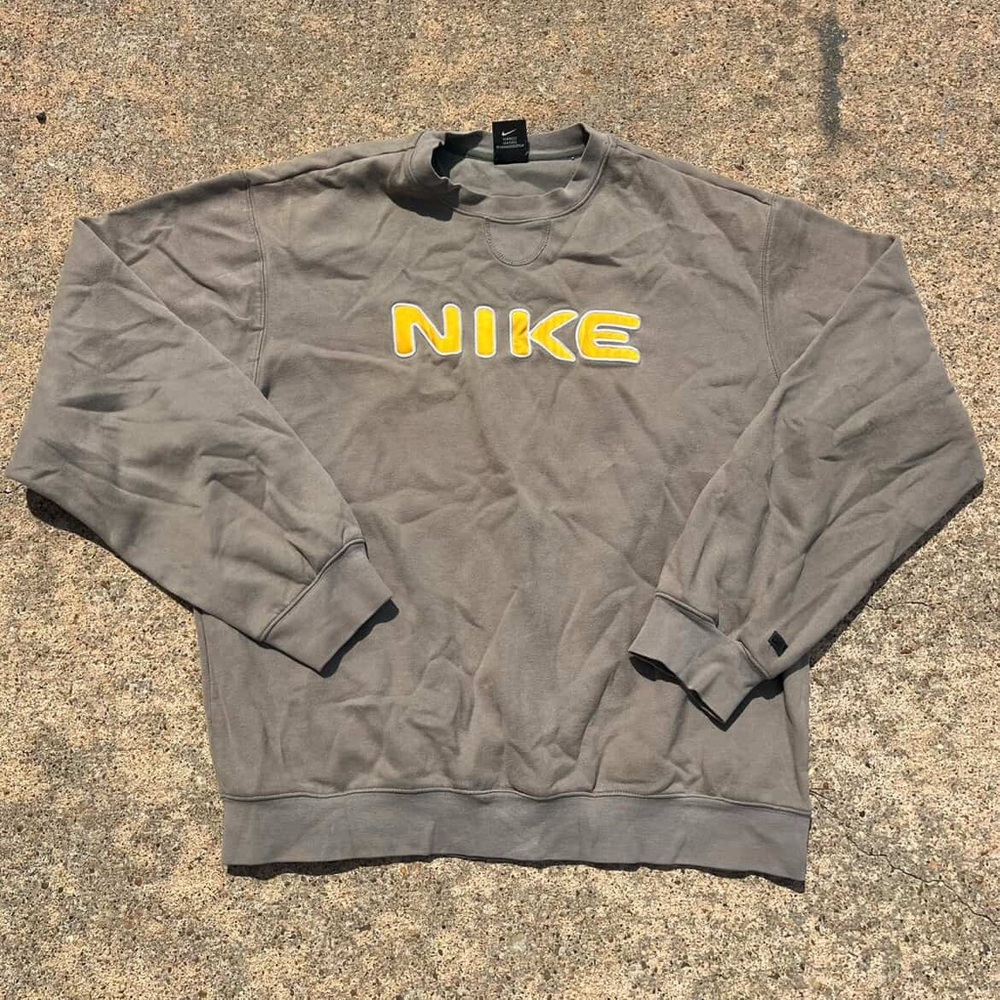 Nike Sweater Long Sleeve